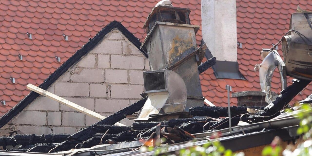 U Zagrebu izgorio krov i dio popularnog restorana Baltazar