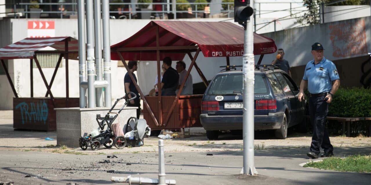 Zagreb: Nakon sudara automobil odbačen na nogostup naletio na majku s djetetom u Travnom