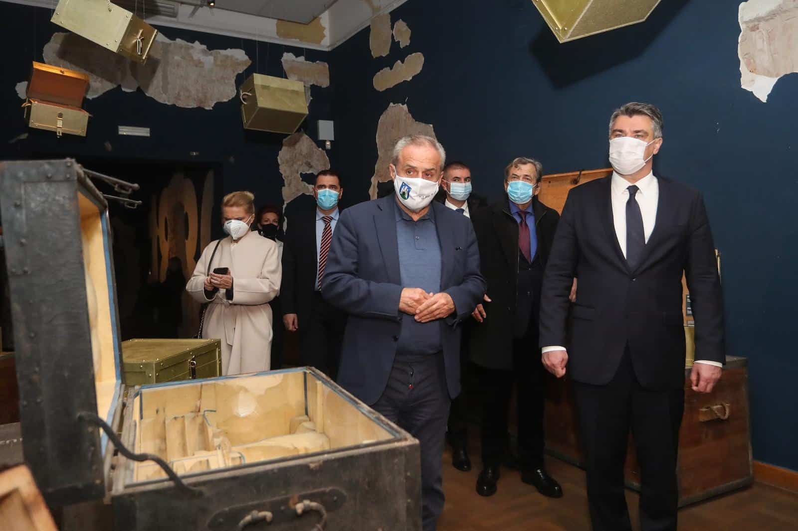 Zagreb: Svečano otvorenje izložbe “Protreseni MUO: od potresa do potresa 1880.- 2020.”