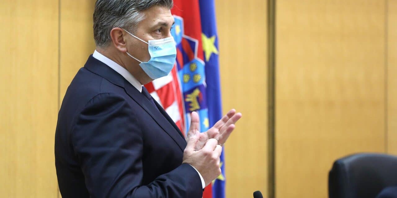 Sabor je sjednicu počeo aktualnim prijepodnevom, postavljanjem zastupničkih pitanja Vladi
