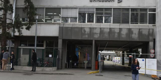 PXL_250220_28144943