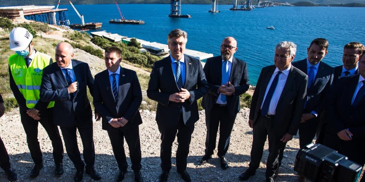 Predsjednik Vlade Andrej Plenković posjetio je gradilište Pelješkog mosta