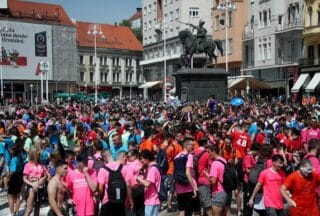 Zagreb: Maturanti od ranog jutra slave na ulicama grada i u fontanama