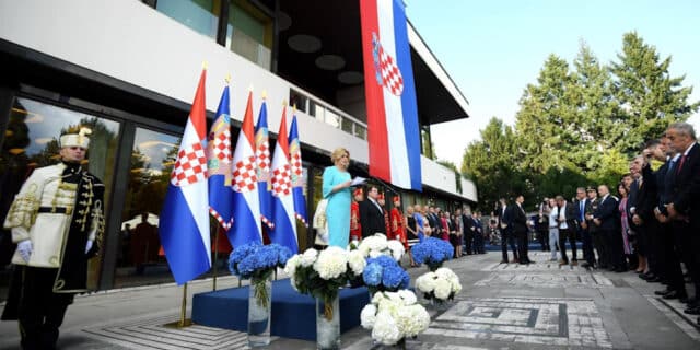 Zagreb: Svečani prijem povodom Dana državnosti u Uredu predsjednice