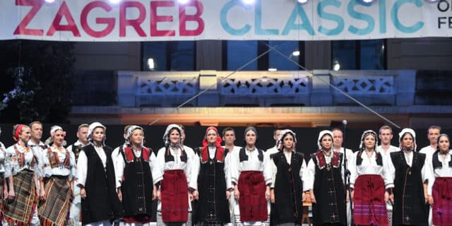 Zagreb: Koncert „Neka sjaji sunce svima“ u izvedbi Ansambla Lado