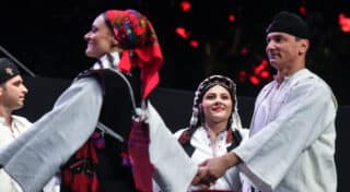 Zagreb: Koncert „Neka sjaji sunce svima“ u izvedbi Ansambla Lado