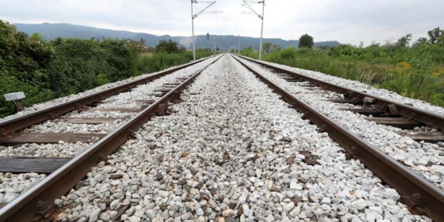 Zaprešić: Željeznička pruga gdje su u naletu vlaka na automobil poginule dvije osobe