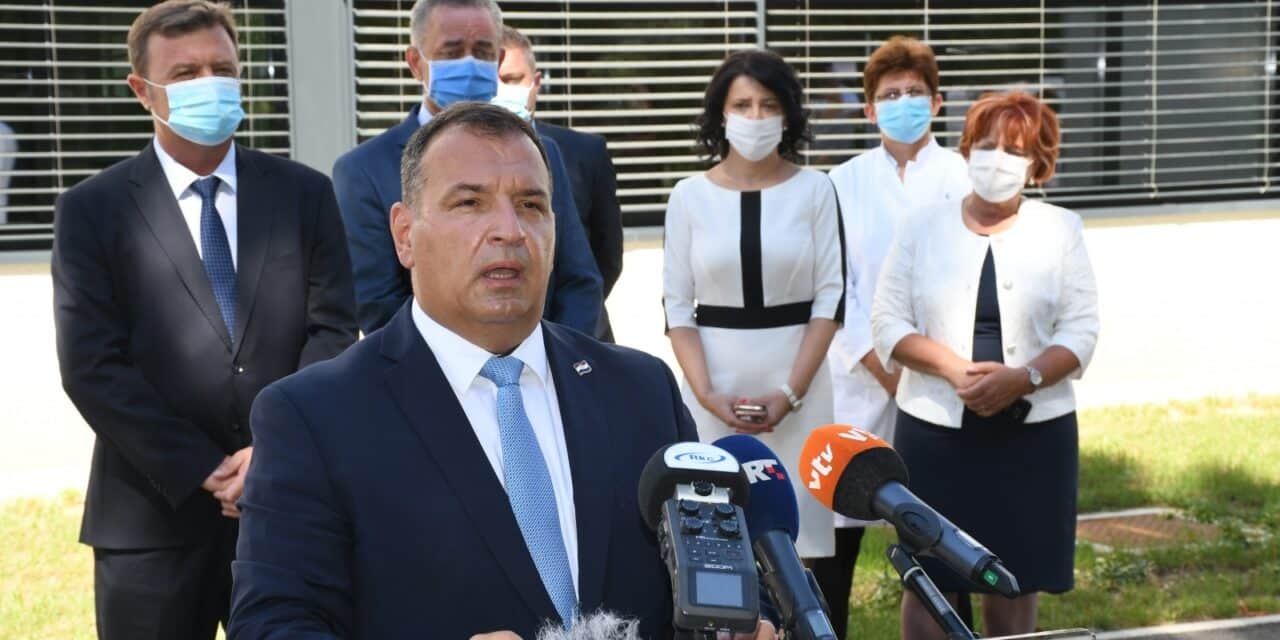 Ministar Beroš obišao rekonstruiranu i novoopremljenu Opću bolnicu u Koprivnici