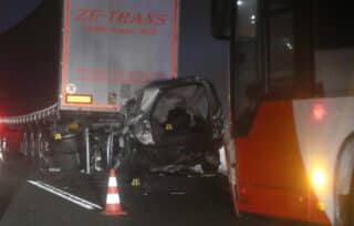 Ivanić-Grad: Sudar automobila, autobusa i kamiona na autocesti A3