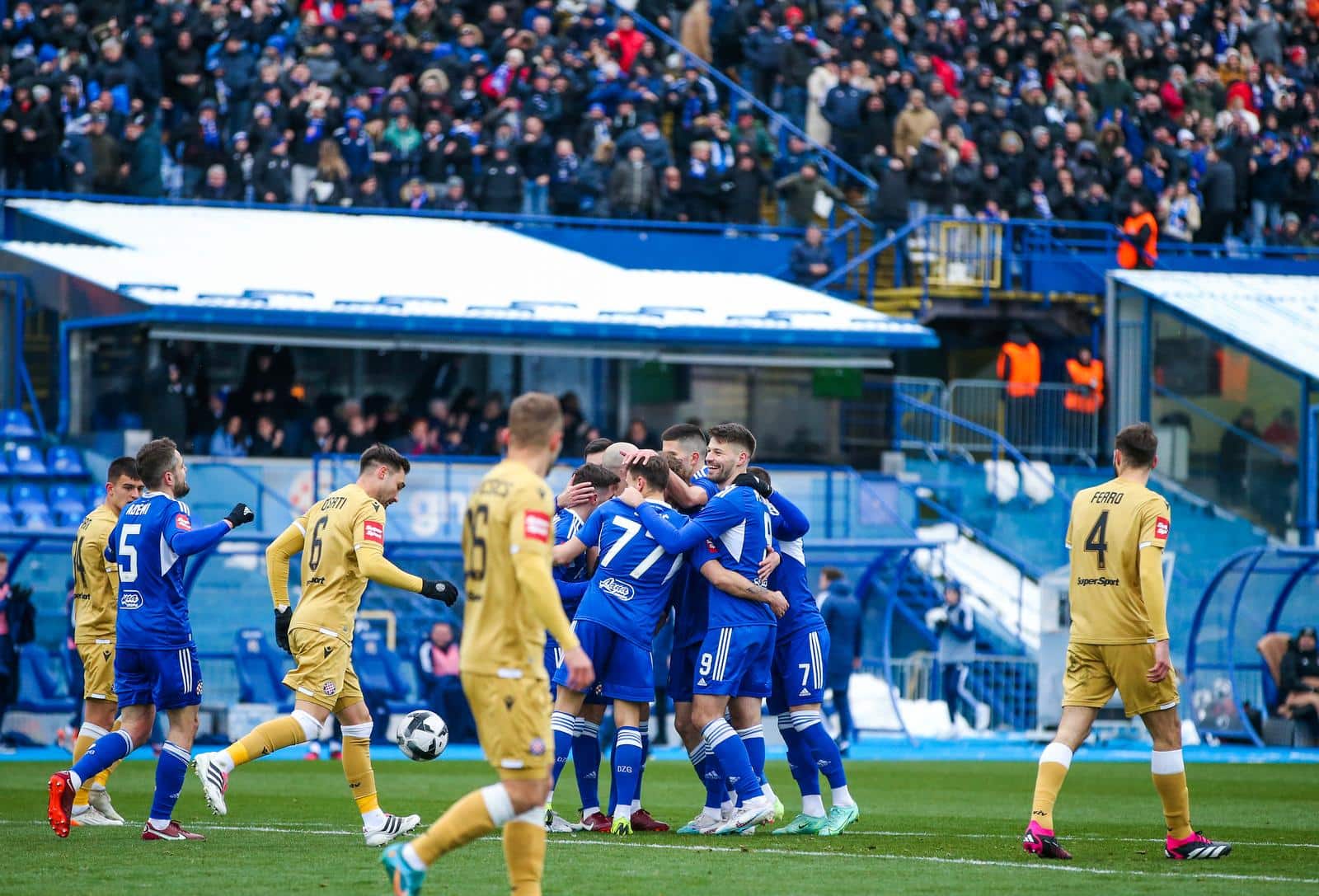 Zagreb: Dinamo (Z) - Hajduk 4:1 • HNK Hajduk Split