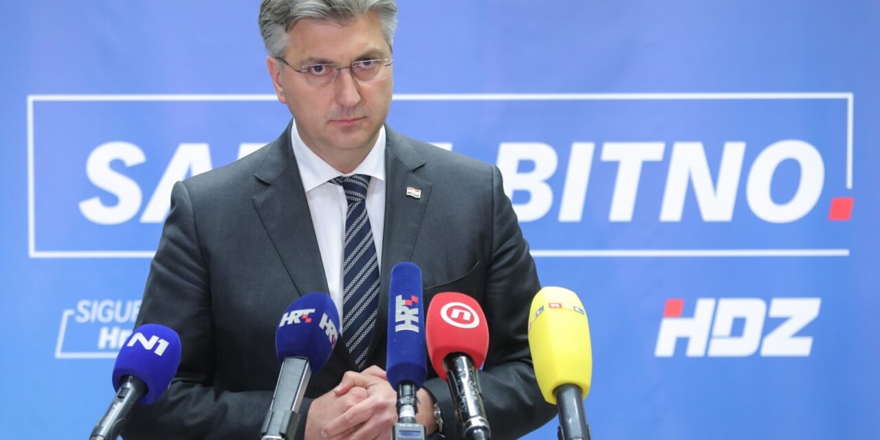 Plenković uoči sastanka Predsjedništva i Nacionalnog vijeća HDZ-a o procesu cijepljenja u Hrvatskoj