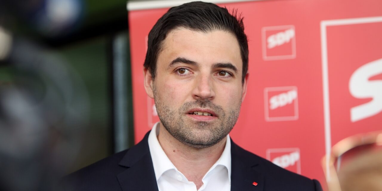 Karlovac: Bernardić i Komadina predstavili listu i program SDP-a za nadolazeće izbore