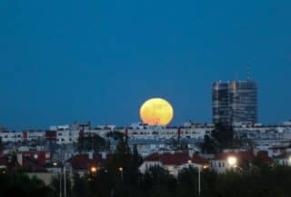 “Krvavi mjesec” iznad Zagreba