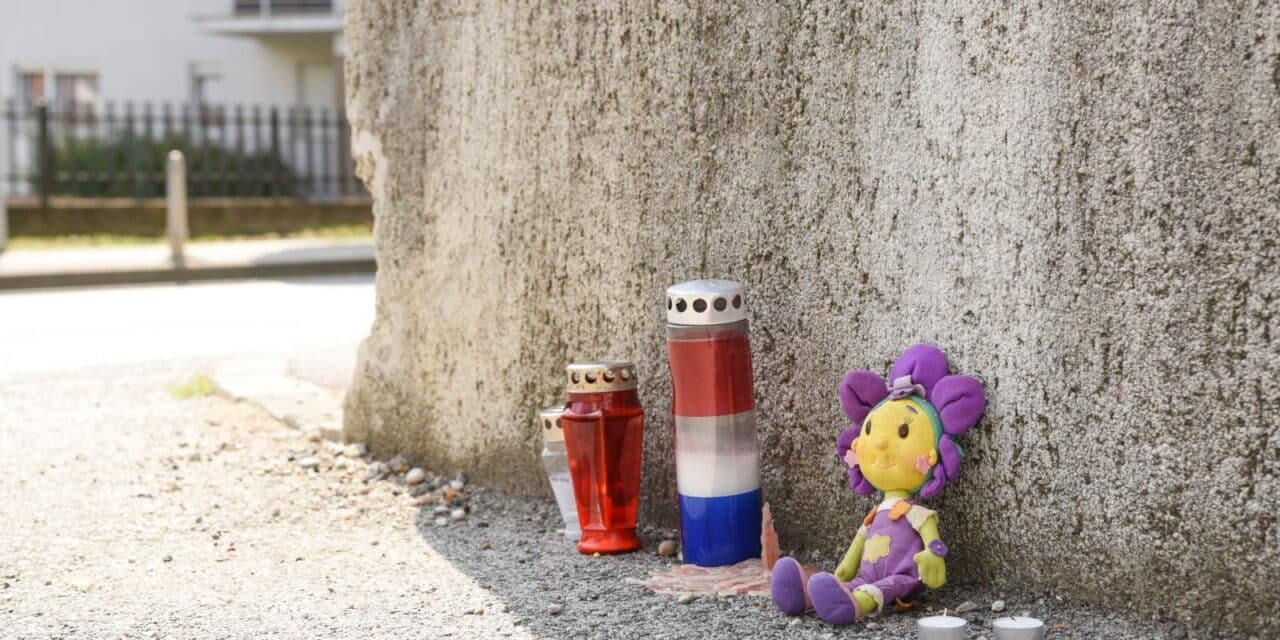 Zagreb: Tužni prizor ispred ulaza gdje je otac ubio troje djece