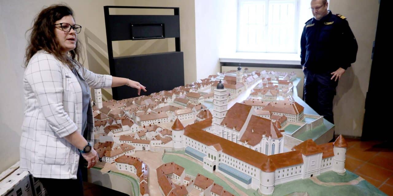 Zagreb: Izložba ZG potres Halo 193