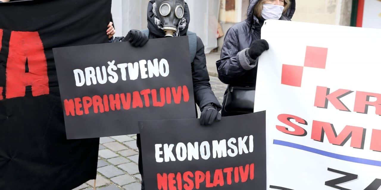 Zagreb: Udruga Zelena akcija održala prosvjednu akciju na Markovom trgu