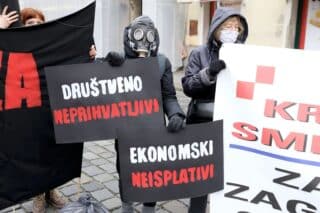 Zagreb: Udruga Zelena akcija održala prosvjednu akciju na Markovom trgu