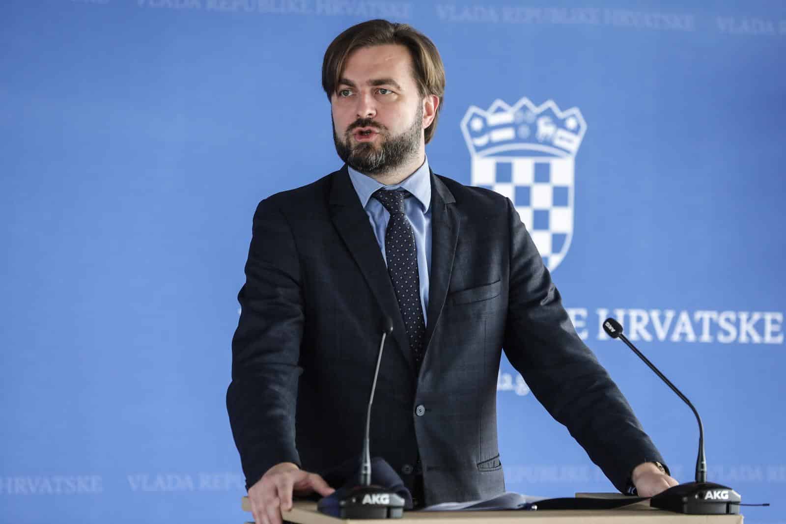 Tomislav Ćorić dao je izjavu za medije