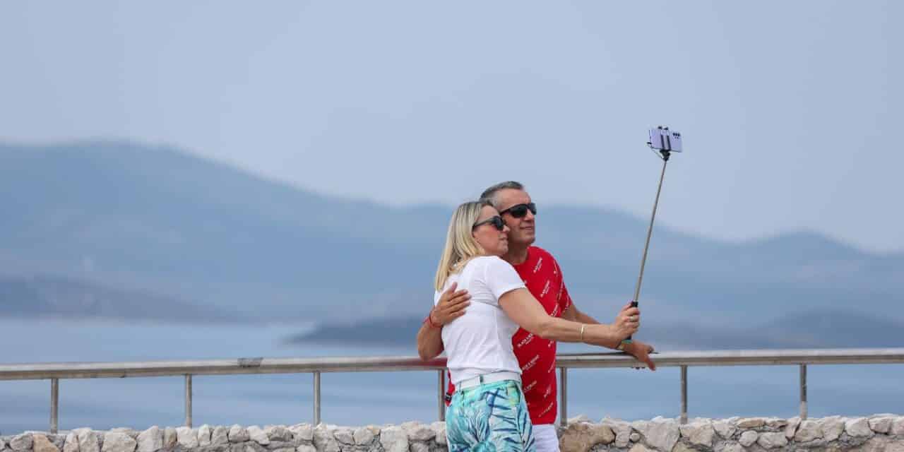 Jutro nakon otvorenja Pelješkog mosta građani iskoristili za selfije