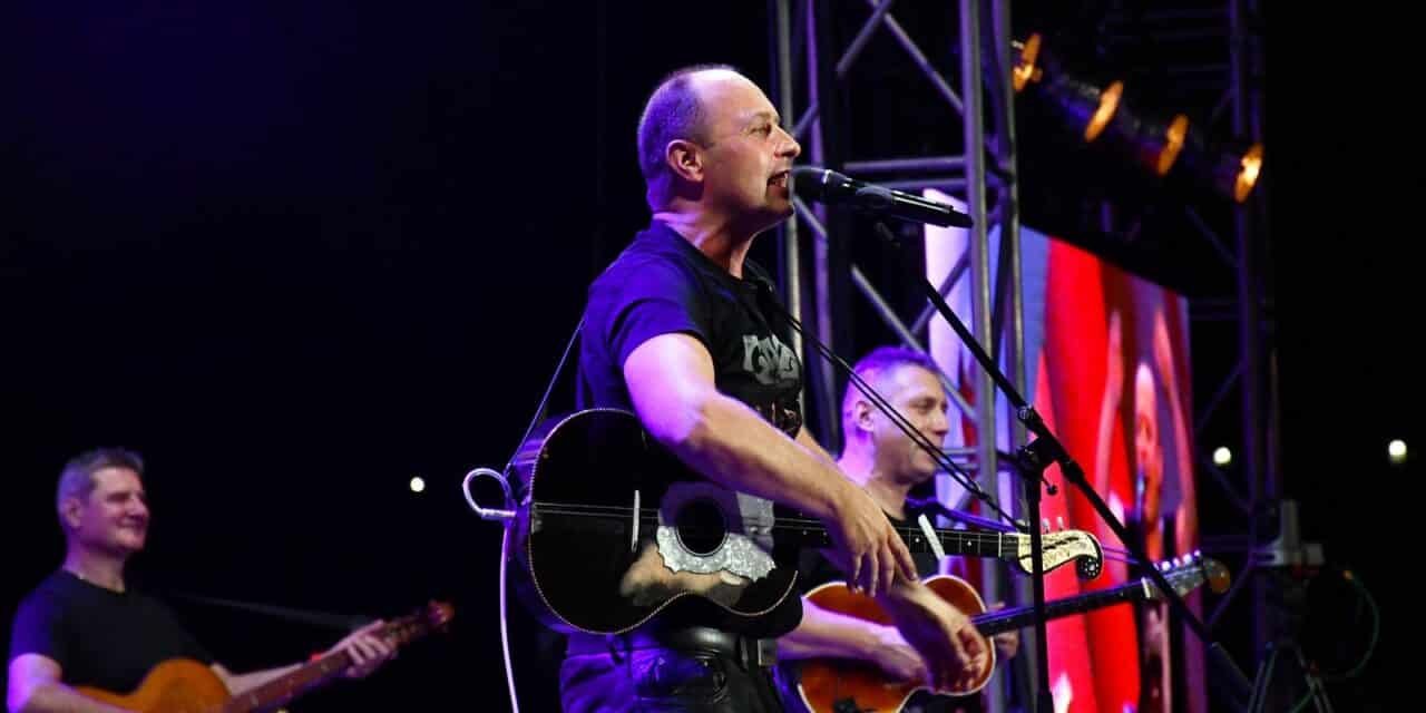 Slavonski Brod: ​​Započeo​ najve​ći​ pop i rock festival u Slavoniji ​- ​CMC 200 Slavonija fest​ ​2022.