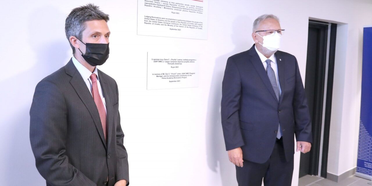 Zagreb: Na Policijskoj akademiji svečano otkrivena Spomen ploča