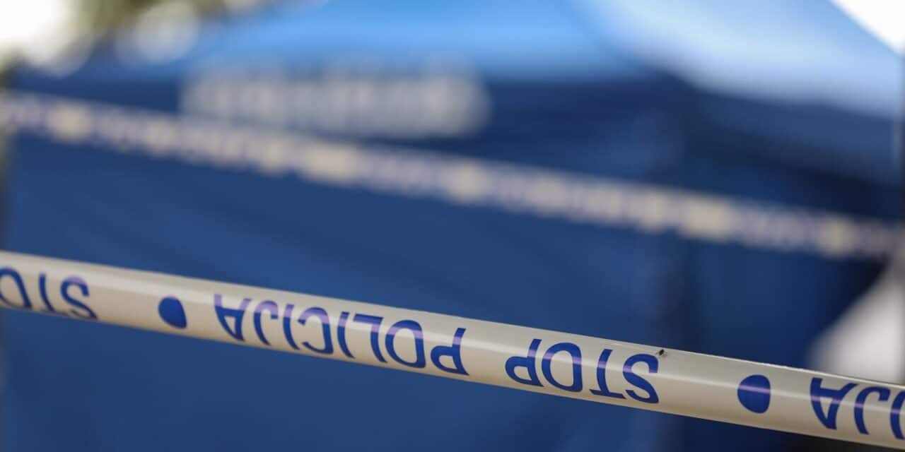 Zagreb: Očevid u Trnju gdje je na parkiralištu pronađen mrtav muškarac