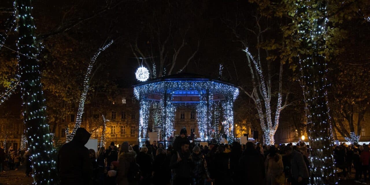 Paljenjem lampica na Zrinjevcu započeo Advent u Zagrebu
