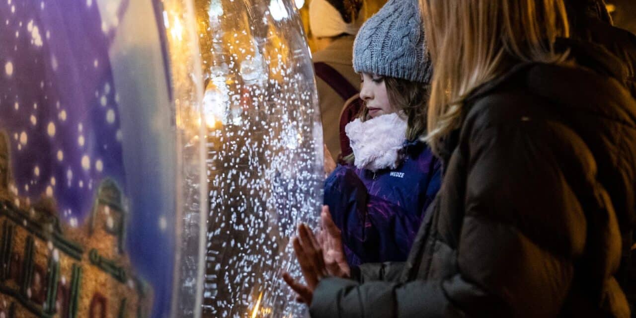 Paljenjem lampica na Zrinjevcu započeo Advent u Zagrebu