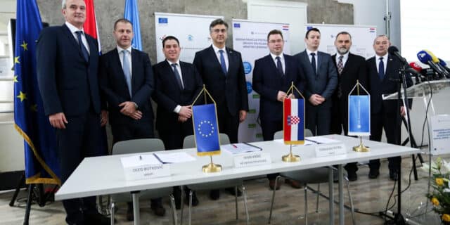 Karlovac: Potpisan ugovor o dodjeli bespovratnih sredstava za kolosijek Karlovac – Hr. Leskovac