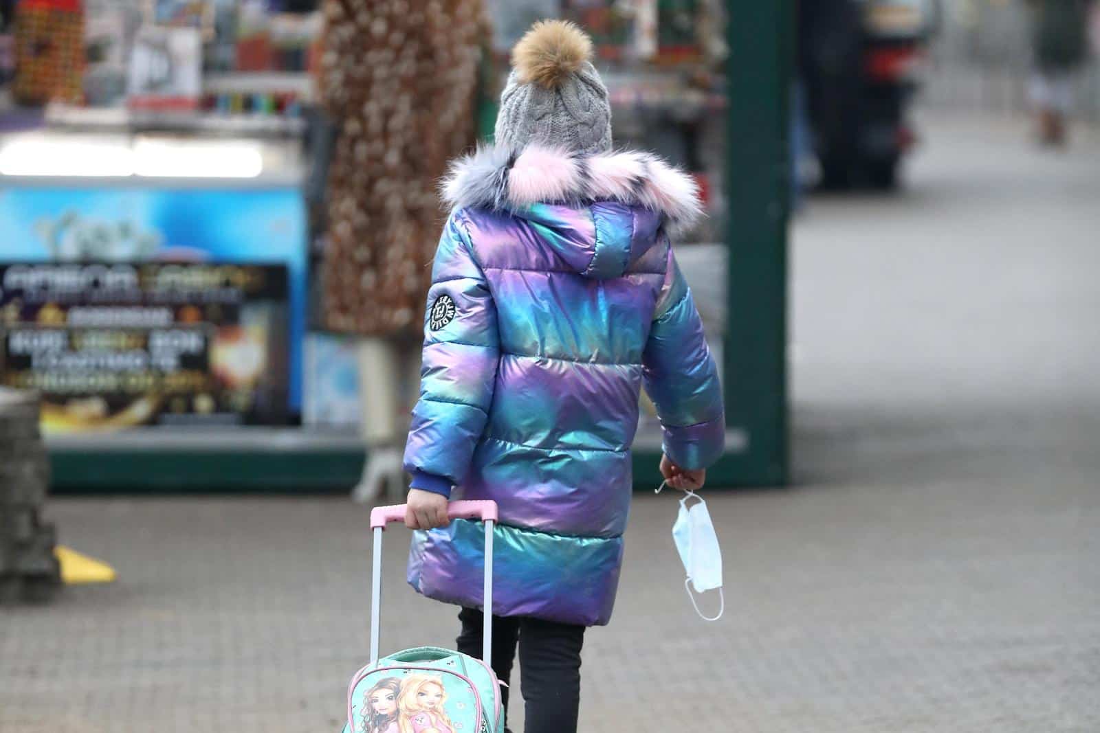 Zagreb: Djeca i dalje idu u školu po starom režimu borbe protiv epidemije
