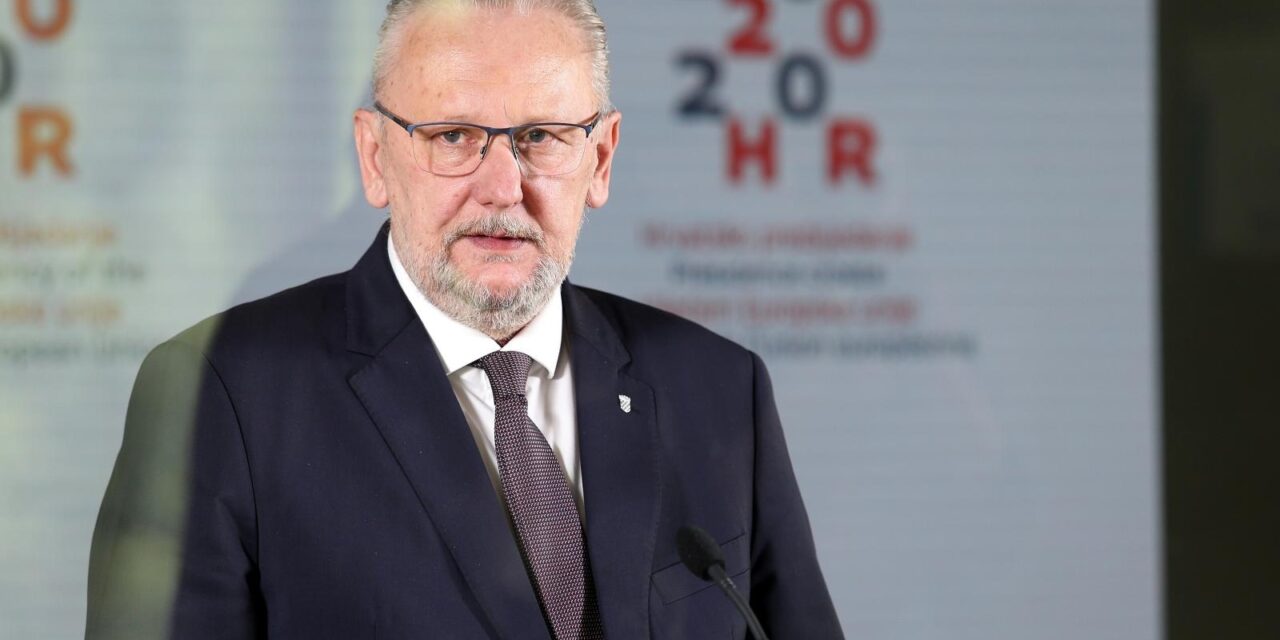 Zagreb: Davor Božinović obratio se medijima nakon videokonferencije s ministrima EU