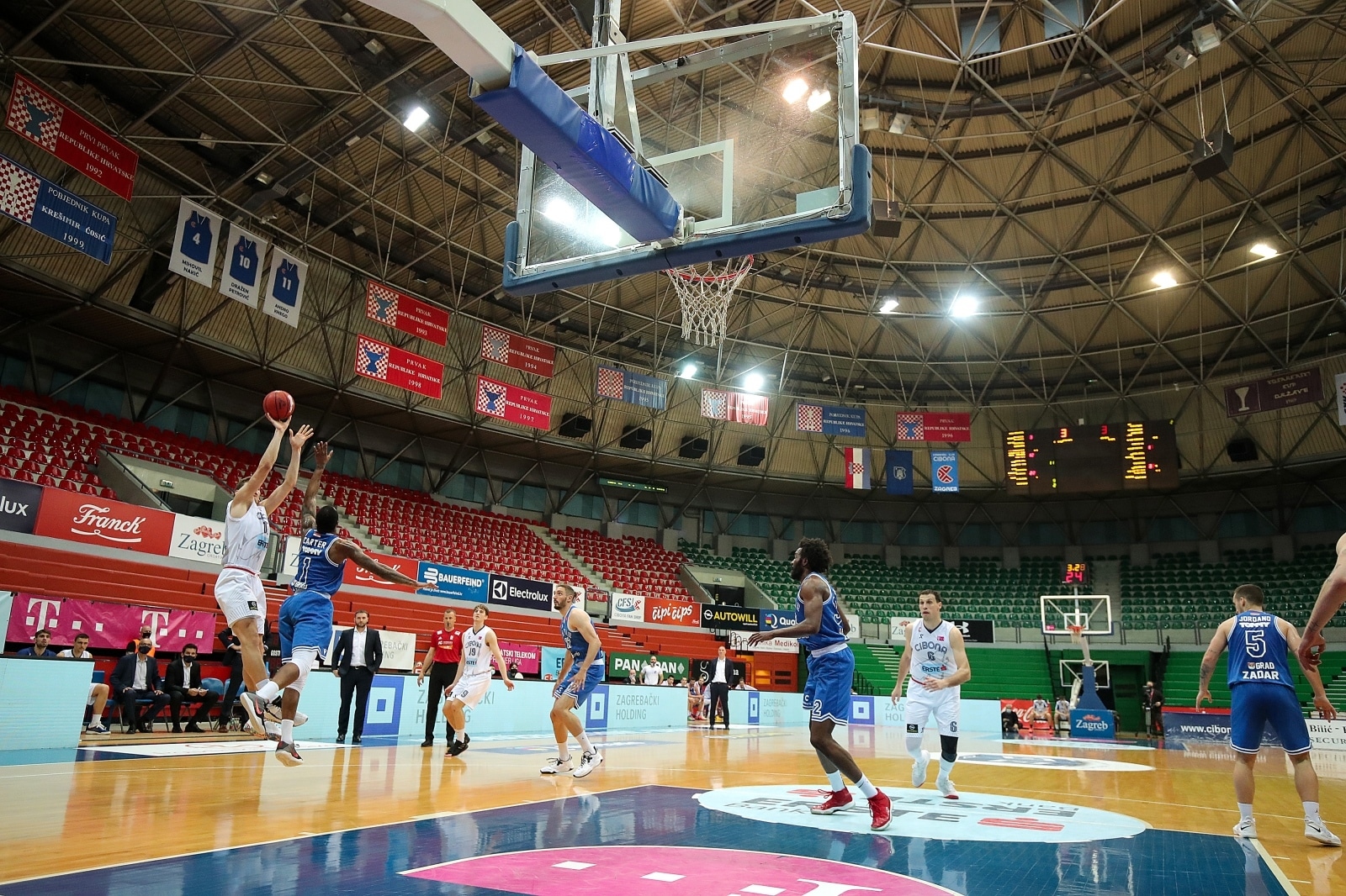 Cibona i Zadar u Zagrebu igraju 31. kolo Premijer lige