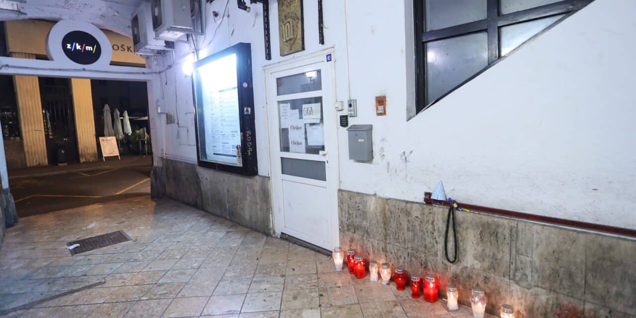 Zagreb: Svijeće ispred Radija 101 koji je izgubilo koncesiju