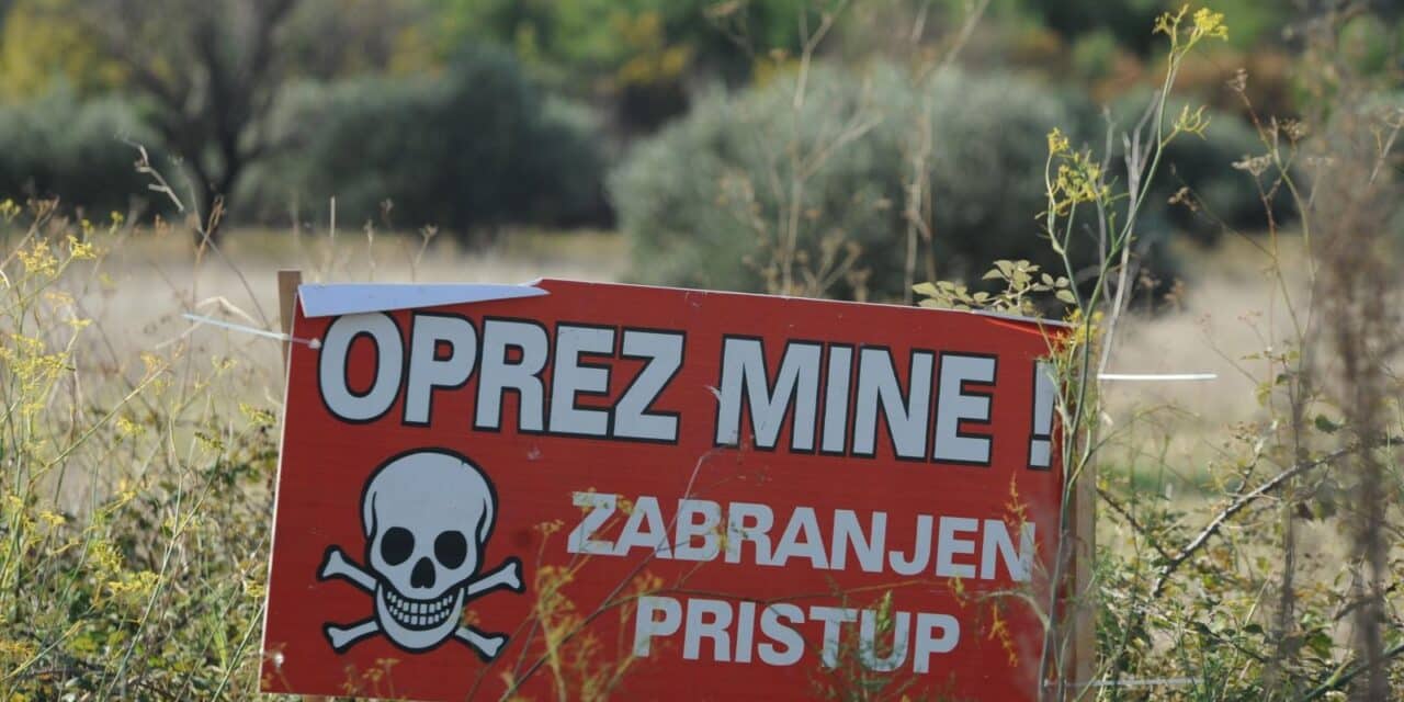 oprez mine