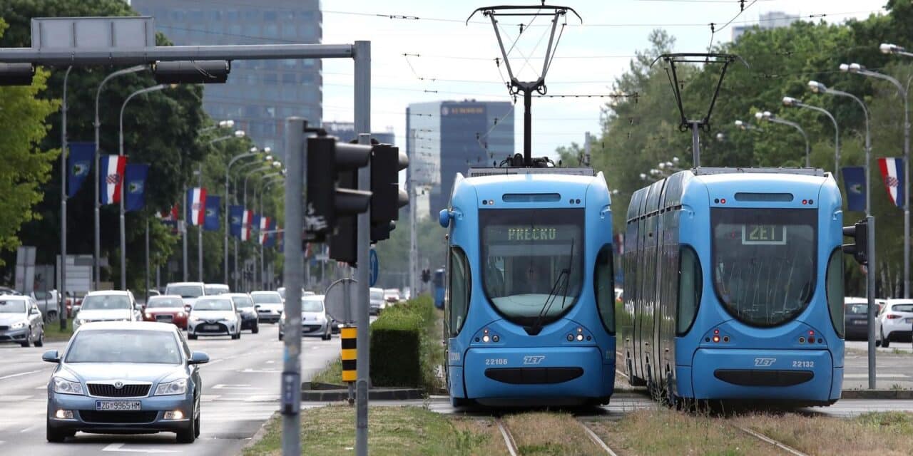 Zagreb: ZET-ovi tramvaji 3, 5 i 14 pušteni u promet sa nešto izmijenjenim trasama