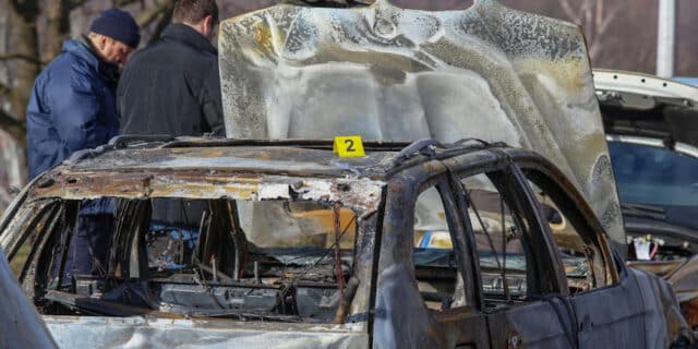 Zagreb: Na Svetom Duhu izgorio automobil
