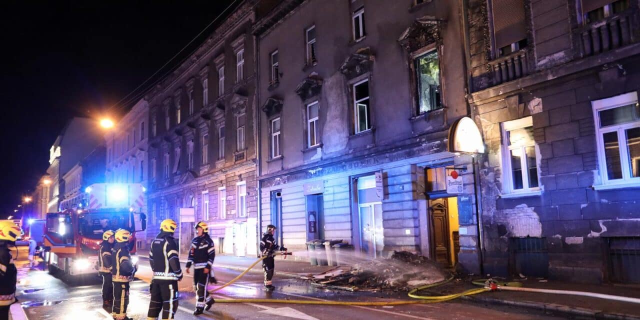 Sedmero ljudi spašeno je iz požara koji je zahvatio stan na drugom katu zgrade u Palmotićevoj ulici u centru Zagreba