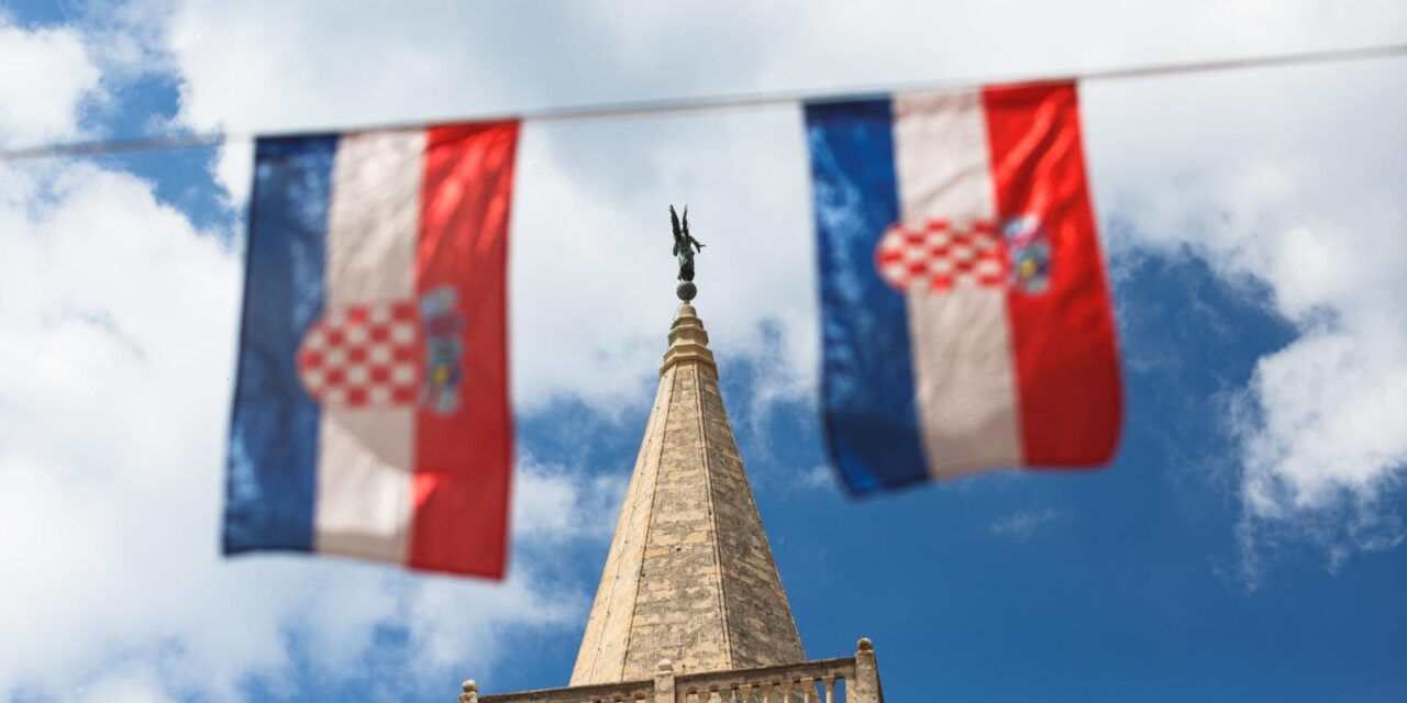 Hrvatske zastave u Zadru povodom Dana državnosti