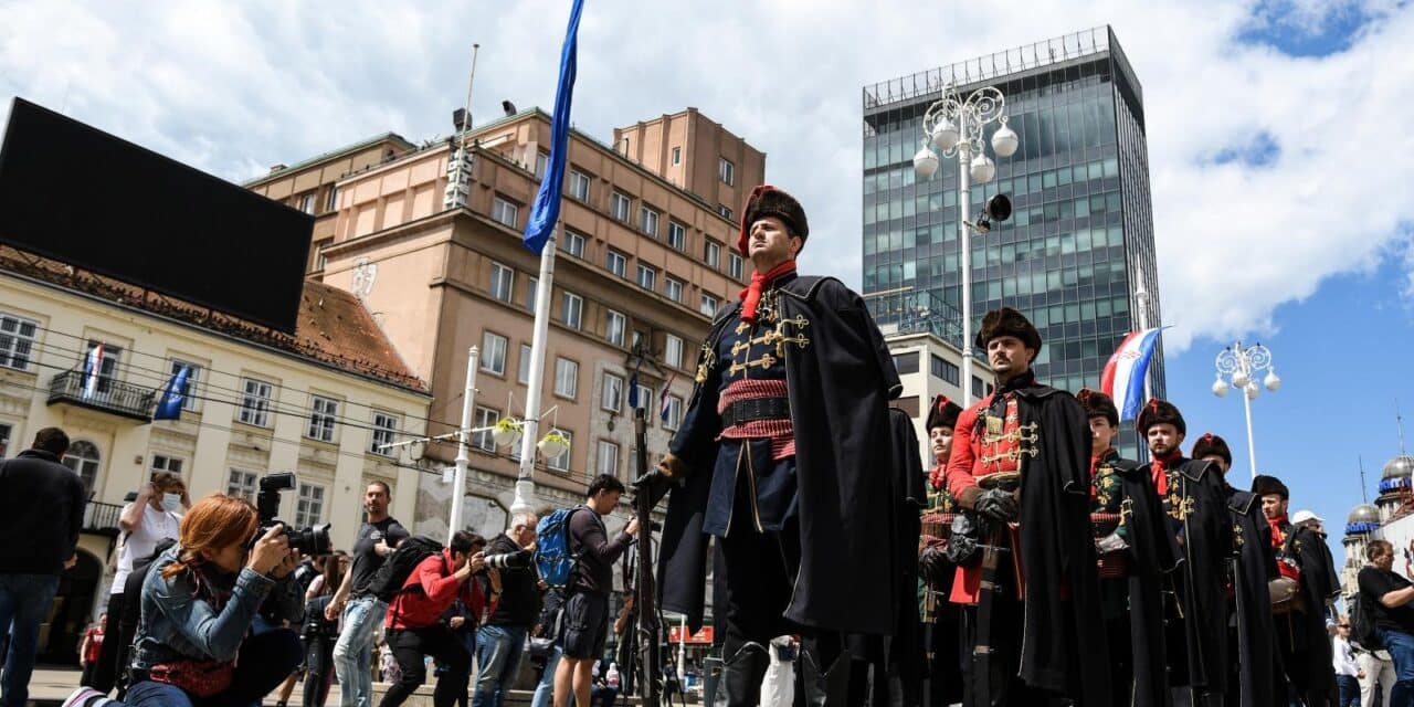 Kravat pukovnija vratila se na zagrebačke ulice