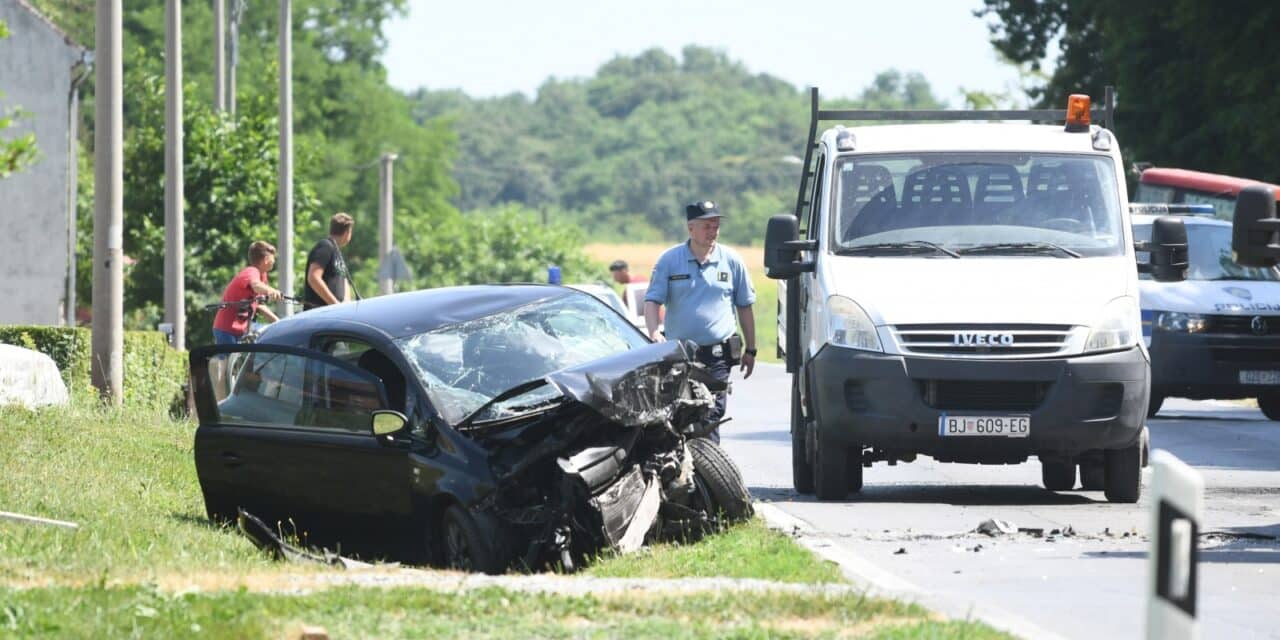 Daruvar: U prometnoj nesreći dva automobila ozlijeđeno je troje ljudi