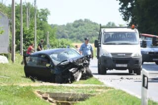 Daruvar: U prometnoj nesreći dva automobila ozlijeđeno je troje ljudi
