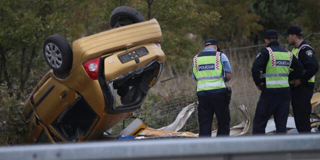 Prometna nesreća u Dugopolju, automobil sletio s ceste, jedna osoba izgubila život