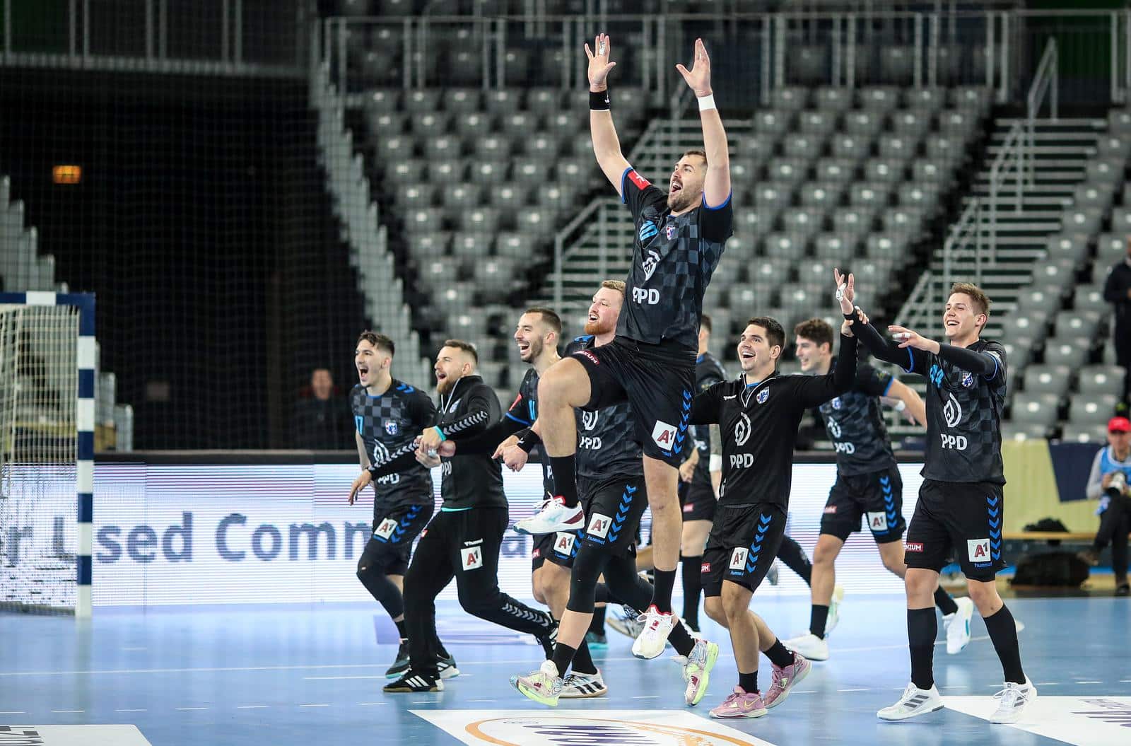 Zagreb: Slavlje rukometaša – PPD Zagreb pobjedio Telekom Veszprem 29:26