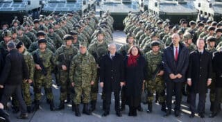 Knin: Hrvatski vojnici u vojarni Pauci ispraćeni u Republiku Litvu