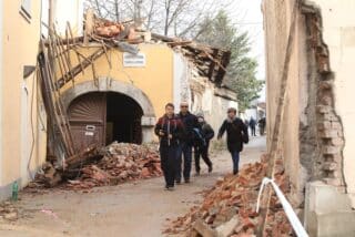 Dan nakon potresa u Petrinji i okolnim selima