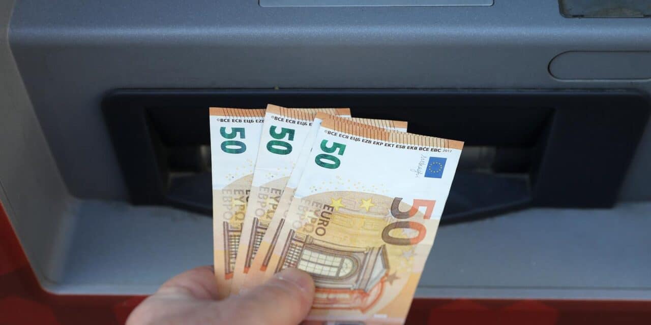 Zagreb: Od sutra dostupne veće novčanice eura