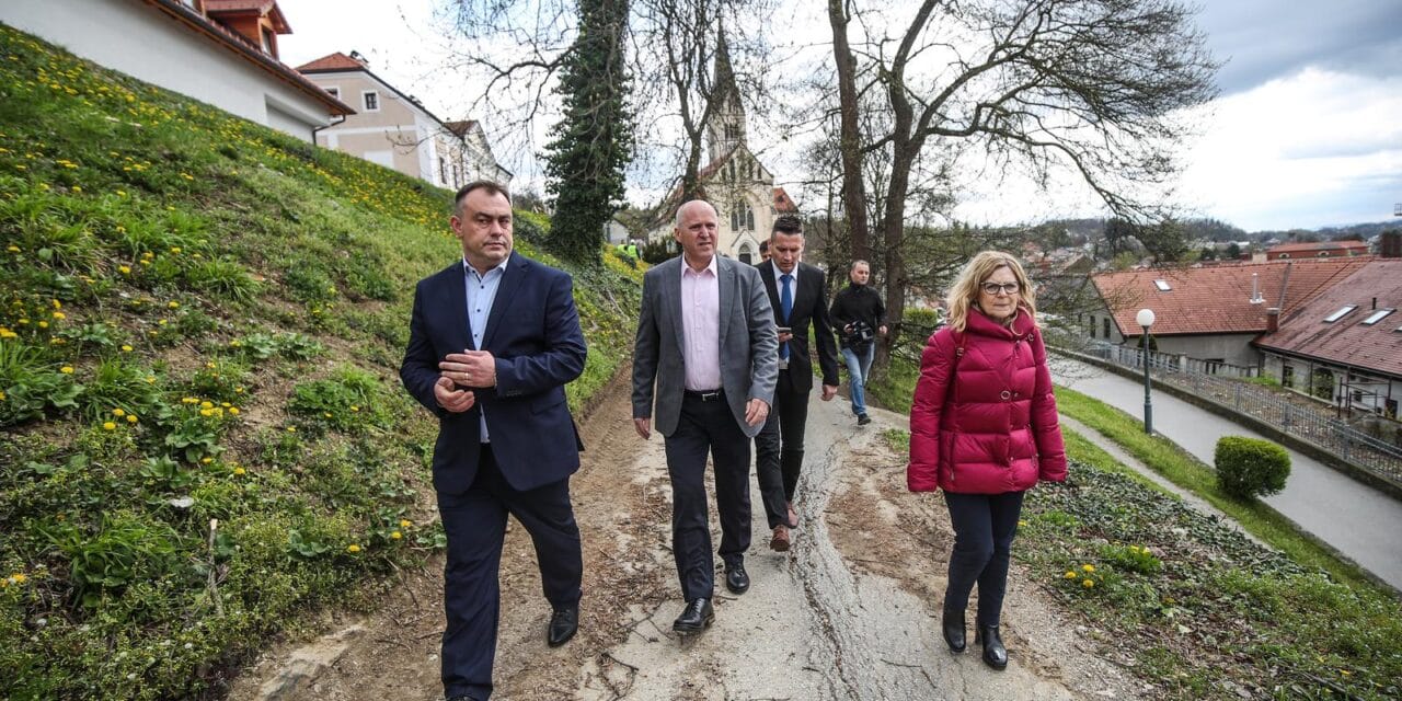 Krapina: Ministar Bačić i gradonačelnik Gregurović obišli radove na sanaciji klizišta