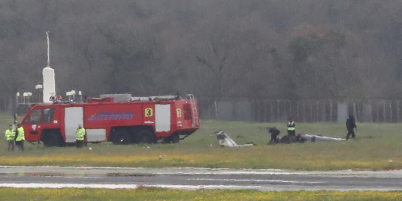 U Puli pao mali avion, dvoje ljudi poginulo