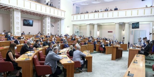 PXL_310720_29692865-768×453-1