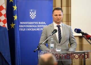 Zagreb: Josip Aladrović uručio 28 ugovora u vrijednosti 22,5 milijuna kuna